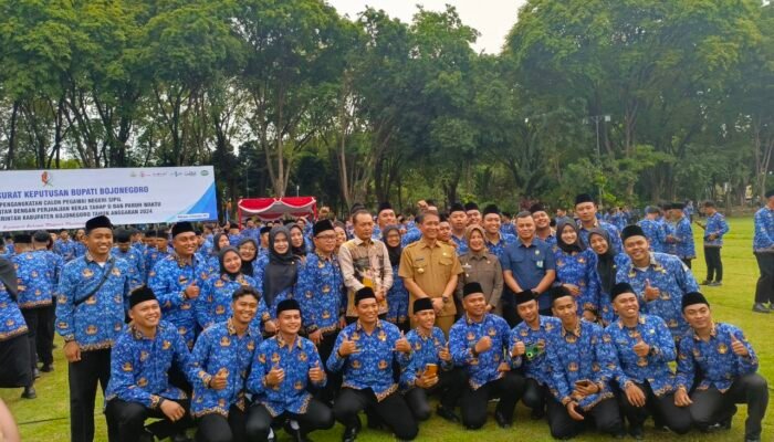 Ribuan ASN Baru Resmi Dilantik di Bojonegoro, Bupati Ingatkan Jangan Main-main dengan Disiplin