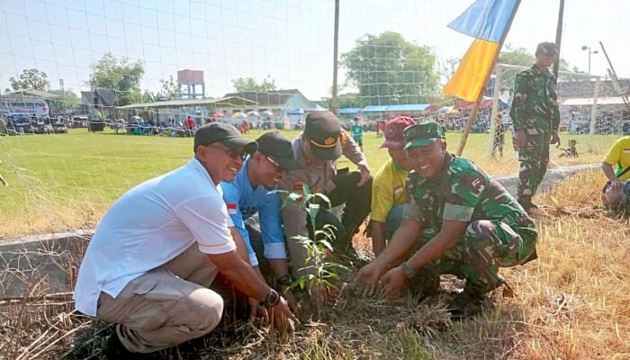 Sosialisasi Anti Narkoba Warnai HUT TNI dan Hari Santri di Bayemgede Bojonegoro