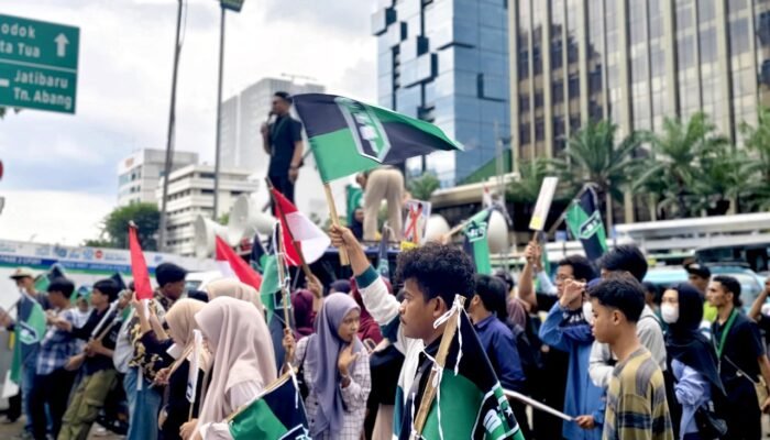 Skandal Haji Mengemuka: HMI Jakarta Raya Tantang Kemenag Buka-Bukaan Soal Kontrak Syarekah Bermasalah