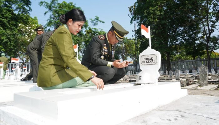 ‎Mengenang jasa para pahlawan, komandan Kodim Lamongan Pimpin Ziarah Nasional Jelang HUT Ke-80 TNI