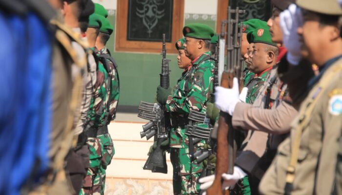 Kodim Lamongan Gelar Upacara HUT Ke-80 TNI Harmoni Dalam Sinergi, Kuatkan Semangat Kebangsaan