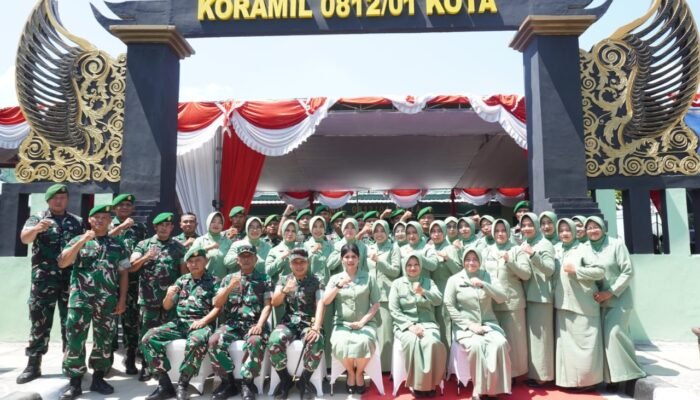 Sentuhan Kepedulian Dan Semangat Baru,Dandim Lamongan Resmikan Gapura Koramil Kota