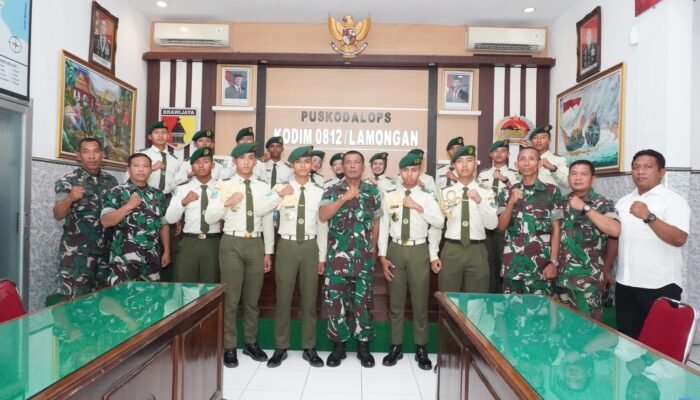 Menanam Harapan Di Tanah Perjuangan Taruna-Taruni SMAN 5 Taruna Brawijaya Kunjungi Lamongan