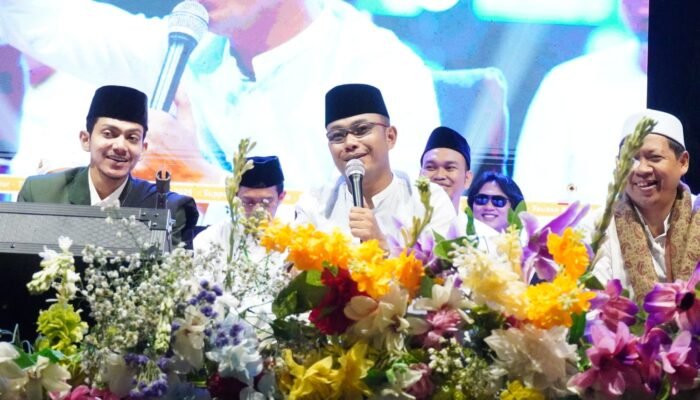 Ababil Bersholawat,Harmoni TNI Dan Santri Menyatu Di Bumi Lamongan