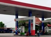 ‎BBM Oplosan Di SPBU Karangtinggil Lamongan Warga Marah, Mesin Rusak, Dan Kepercayaan Publik Dihancurkan