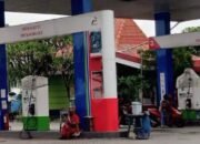 ‎Warga Lamongan Marah,BBM Pertalite Diduga Oplosan, Kendaraan Rusak Massal, Aparat Dinilai Tutup Mata