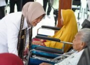 Wujud Kepedulian, Bojonegoro Salurkan Bantuan Kursi Roda untuk Kelompok Rentan
