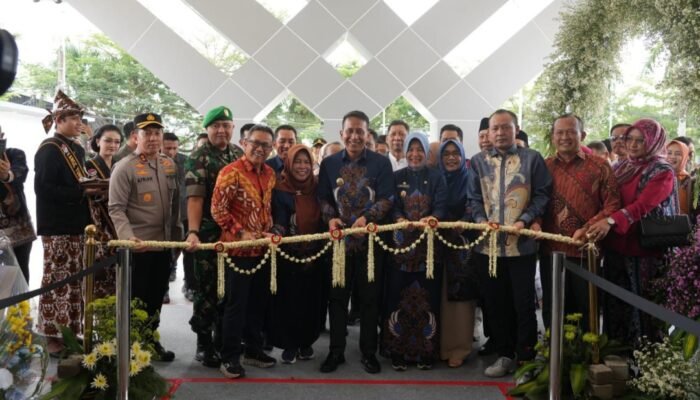 Kantor Baru Semangat Baru, Bupati Wahono Minta BPR Bojonegoro Jadi Motor Ekonomi Rakyat