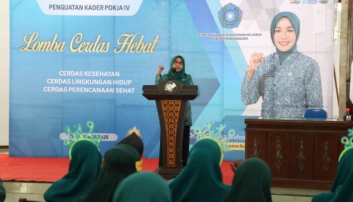 Ibu-Ibu PKK Bojonegoro Adu Cepat dan Cerdas, Pendopo Malowopati Penuh Sorak Semangat