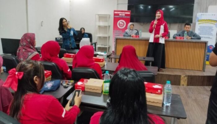 FIJ Bojonegoro Gandeng Unair, Ajar UMKM Melek Keuangan Digital dan QRIS