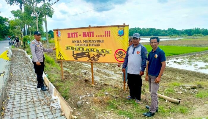 Jalur Alternatif Lamongan Jombang Bojonegoro Kini Dilengkapi Rambu Peringatan, Pengendara Wajib Waspada
