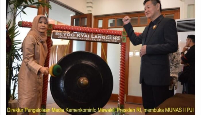 Meluruskan Penjungkir-balikan Akal Sehat Ahli Dalam Kasus Ijasah Jokowi