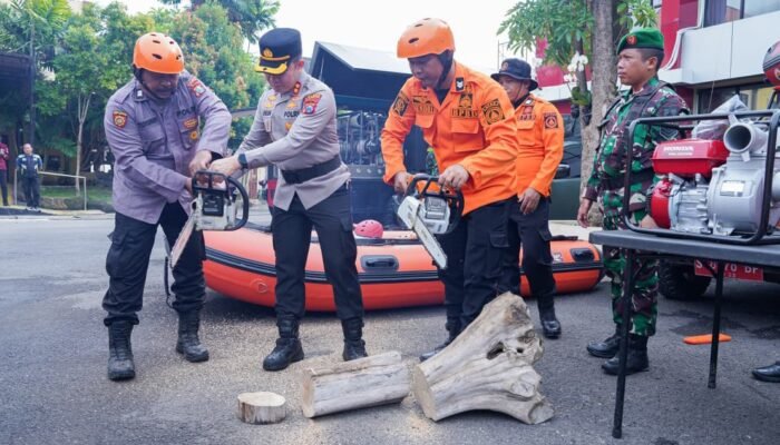 Polres Bojonegoro Gelar Apel Siaga Hadapi Ancaman Bencana Hidrometeorologi