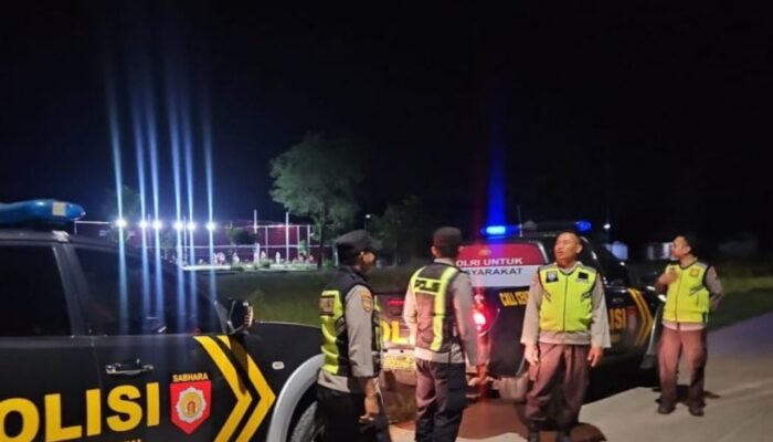 Patroli Malam Polsek Kedungadem Bojonegoro, Antisipasi Gesekan Antar Pemuda dan Pencak Silat