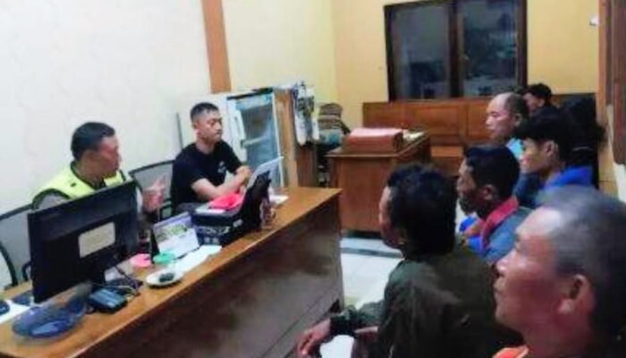 ‎Warga Gagalkan Aksi Begal Disertai Percobaan Pemerkosaan Di Lamongan, Pelaku Berhasil Diamankan Polisi