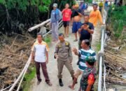 ‎Babinsa Sigap Tangani Jembatan Ambruk Di Perbatasan Lamongan–Bojonegoro