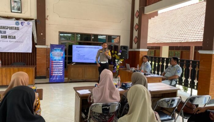 Satlantas Lamongan Gencarkan Edukasi Tertib Lalu Lintas