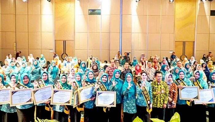 Bunda Cantika Wahono Ambil Peran Baru untuk Remaja Bojonegoro