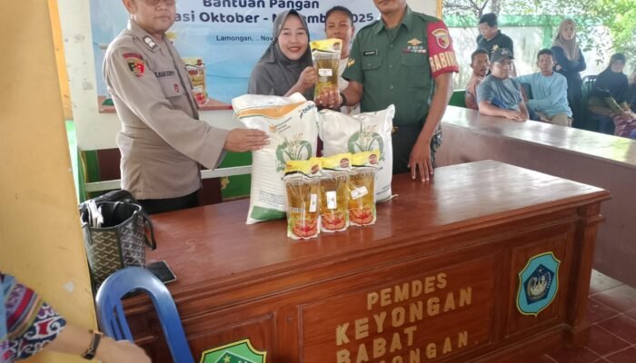 ‎Babinsa Babat Dampingi Penyaluran Bantuan Pangan Di Lima Desa