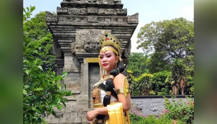 Dianggap Kuno, Seni Jawa Nyaris Dilupakan, Guru Bojonegoro Lila Kavya Tak Terima