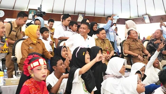 Hari Disabilitas di Bojonegoro Penuh Haru, Penampilan Anak Disabilitas Curi Perhatian