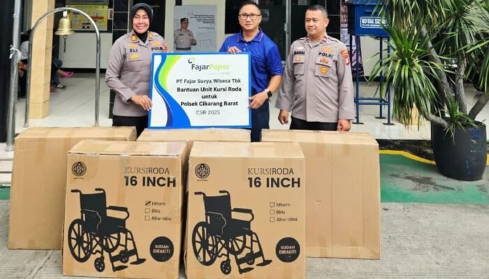 FajarPaper Borong Bantuan Sosial, dari Disabilitas hingga UMKM
