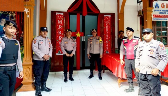 Natal Damai di Lamongan, Polisi Sterilisasi Gereja GKJW