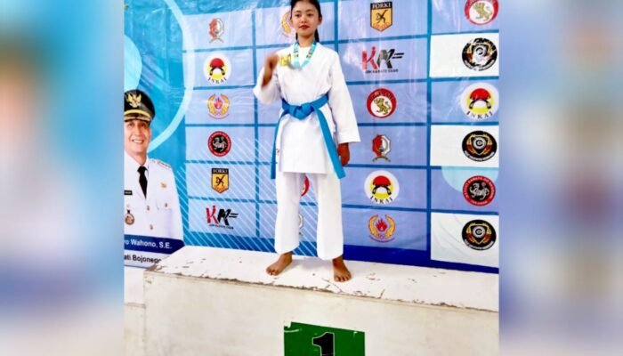 Atlet Cilik Kedungadem Ini Juara 1 Festival Kata Kejurkab Karate