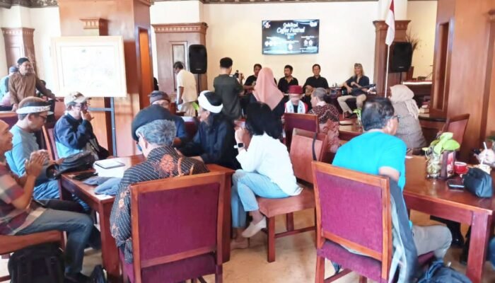 Festival Secangkir Kopi, Sejuta Ide Jadi Panggung Peluncuran Dua Buku Cerpen