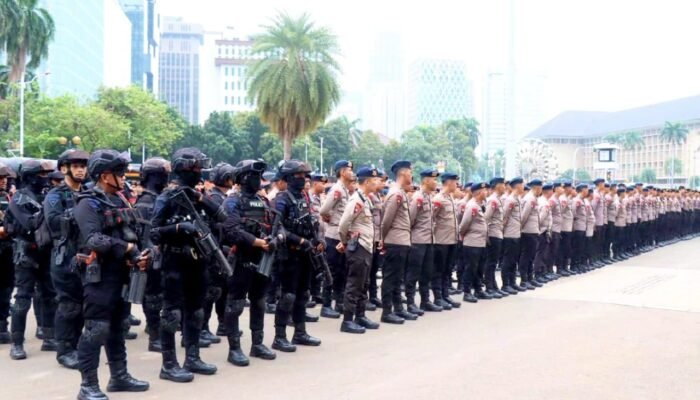 Polri Kawal Aksi Unjuk Rasa Jakarta Pusat