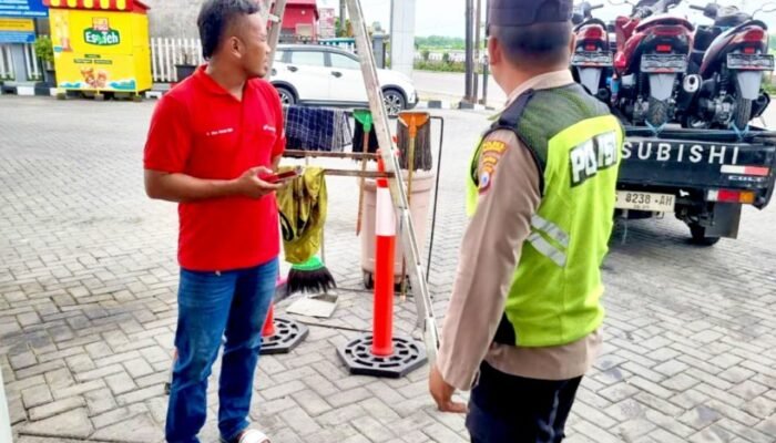 Bank dan SPBU Disisir Polisi, Patroli Siang Polsek Sumberrejo Bojonegoro