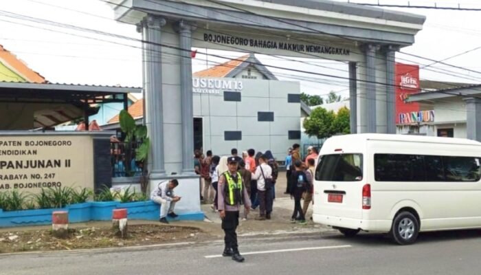 Amankan Wilayah, Polsek Kalitidu Bojonegoro Gencarkan Patroli Malam Hari