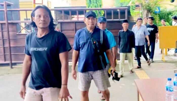 Kades Waruwetan Lamongan Dipolisikan Soal Uang Kompensasi