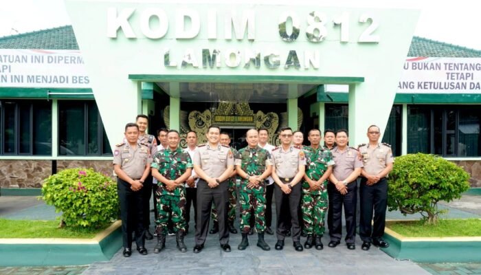 Kapolres Lamongan Kunjungi Makodim 0812, TNI Polri Tegaskan Kekompakan