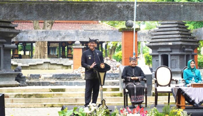Bupati Bojonegoro Lantik 201 Pejabat di Kayangan Api, Ini Filosofinya