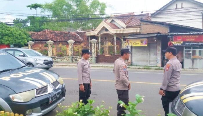 Perkuat Keamanan Perbatasan, Dua Polsek di Bojonegoro Gelar Patroli Bersinggungan