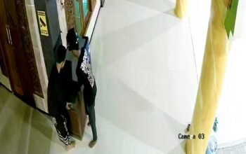 Kotak Amal Masjid di Sukosewu Bojonegoro Digasak Maling, Rekaman CCTV Viral