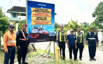 Satlantas Lamongan Warning Pengendara, Banner Keselamatan Terpasang di JPL 266