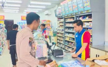 Cegah Pencurian, Polsek Gondang Bojonegoro Sapa Warga Lewat Patroli Dialogis