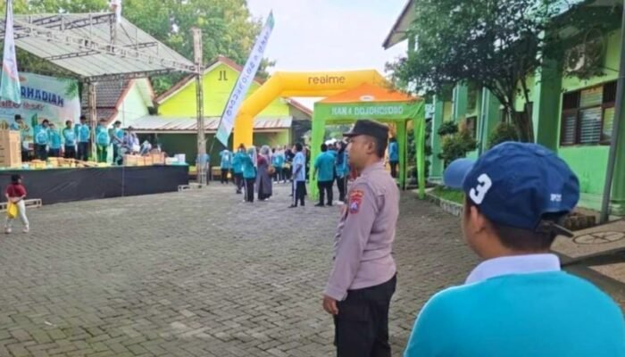 Ratusan Peserta Jalan Santai Aman, Polsek Baureno Bojonegoro Siaga di Titik Rawan