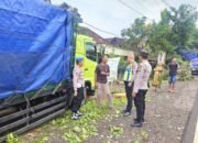 Diduga Hilang Kendali, Truk Tabrak Rumah di Jalur Nasional Lamongan-Babat