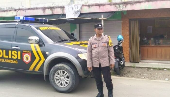 Cegah Kriminalitas, Polisi Gondang Bojonegoro Turun Langsung ke Pusat Keramaian