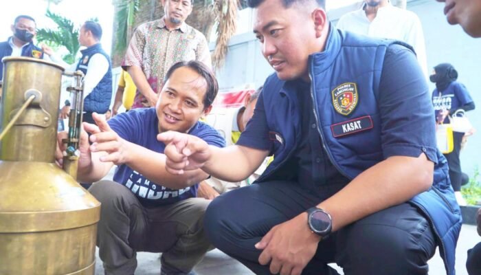 Harga BBM di Lamongan Dipantau Ketat, Polisi Turun Langsung ke SPBU