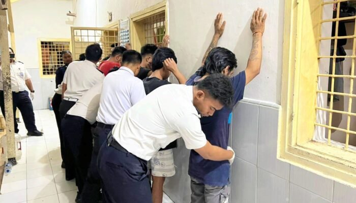 Tepis Isu Miring, Tim Kanwil Geledah Lapas Bojonegoro