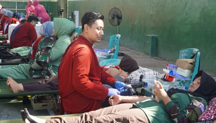 Sambut HUT Persit Ke -80, Kodim Bojonegoro Gelar Bakti Sosial Donor Darah