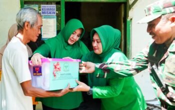 Persit Kodim Bojonegoro Gelar Anjangsana dan Salurkan Bantuan Sembako