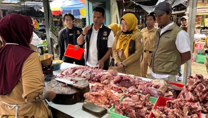 Satgas Saber Polres Bojonegoro Bersama TPID Sidak Harga Sembako Jelang Ramadhan