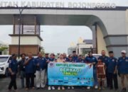 Ramadhan Berbagi, AWPI DPC Bojonegoro Berikan Takjil di Depan Gedung DPRD