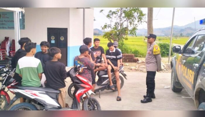 Ramadhan Tertib, Polisi Gondang Bojonegoro Patroli Cegah Balap Liar