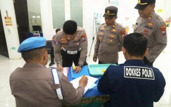 Kapolres Tuban Pimpin Langsung Tes Urine, Tegaskan Zero Tolerance Narkoba